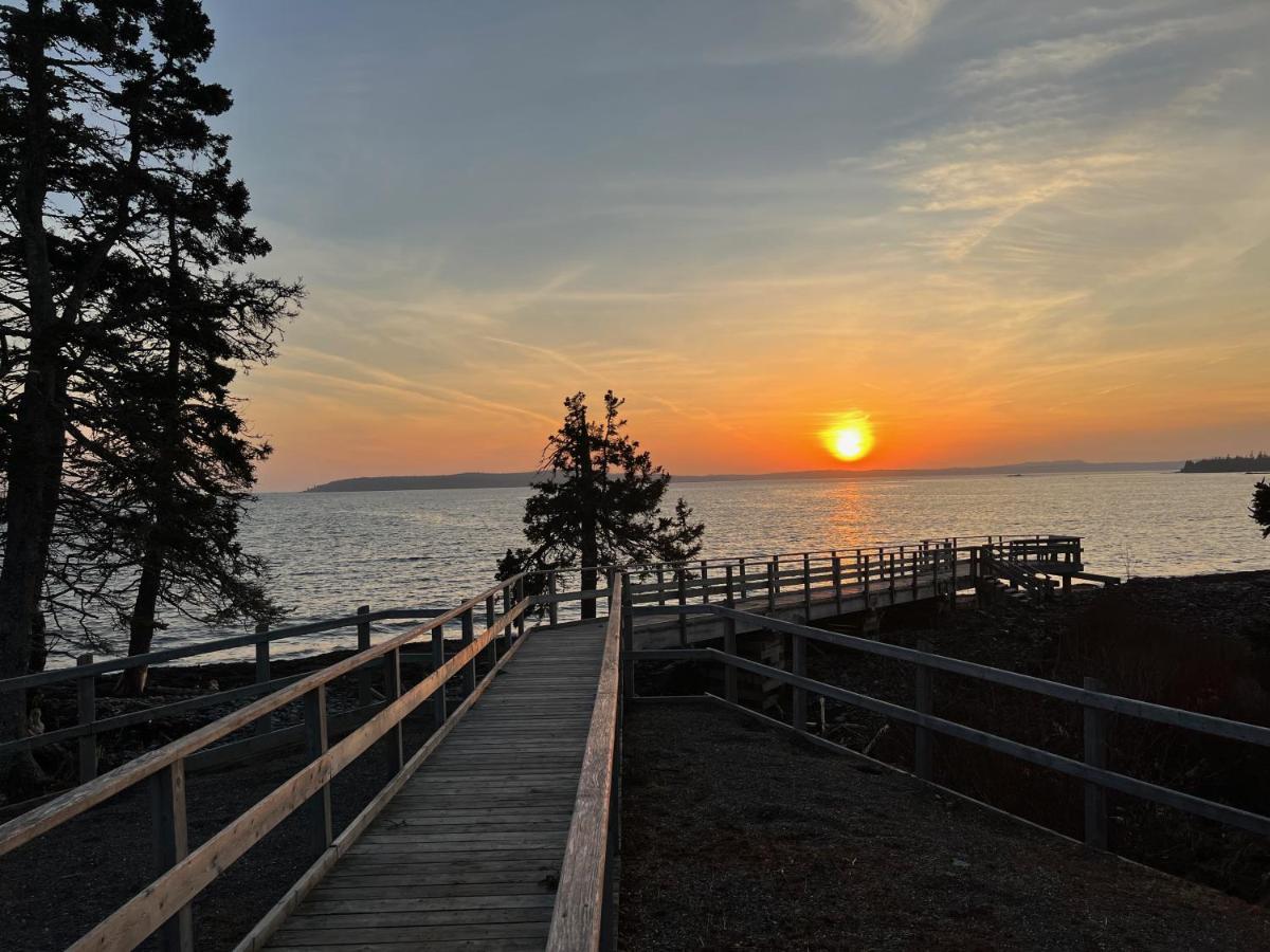 West Quoddy Station Llc Hotell Lubec Exteriör bild