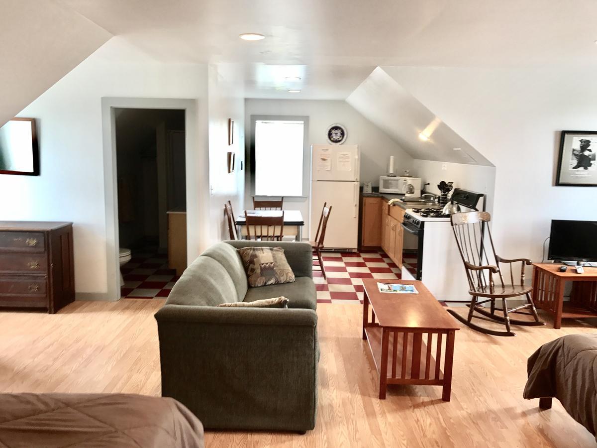 West Quoddy Station Llc Hotell Lubec Exteriör bild
